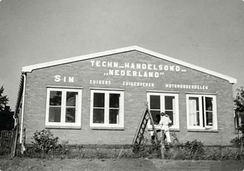 THN 1940 Building History About 01